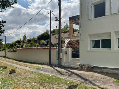 French property for sale in Saint-Savinien, Charente-Maritime - €248,950 - photo 13