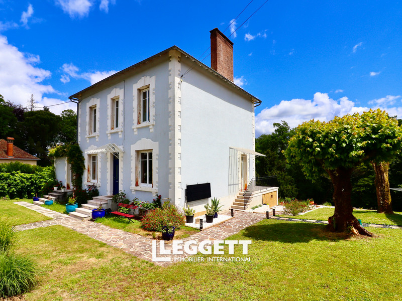 Maison 7 pièce(s), PIÉGUT-PLUVIERS