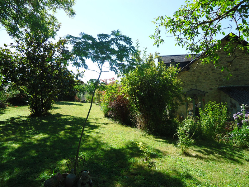 French property for sale in Meilhards, Corrèze - &#8364;100,100 - photo 4