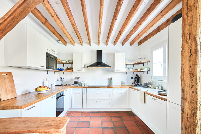 French property for sale in Andilly, Charente-Maritime - €670,000 - photo 5