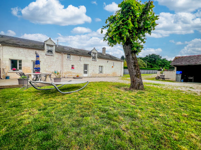 Maison à vendre à Anché, Indre-et-Loire, Centre, avec Leggett Immobilier