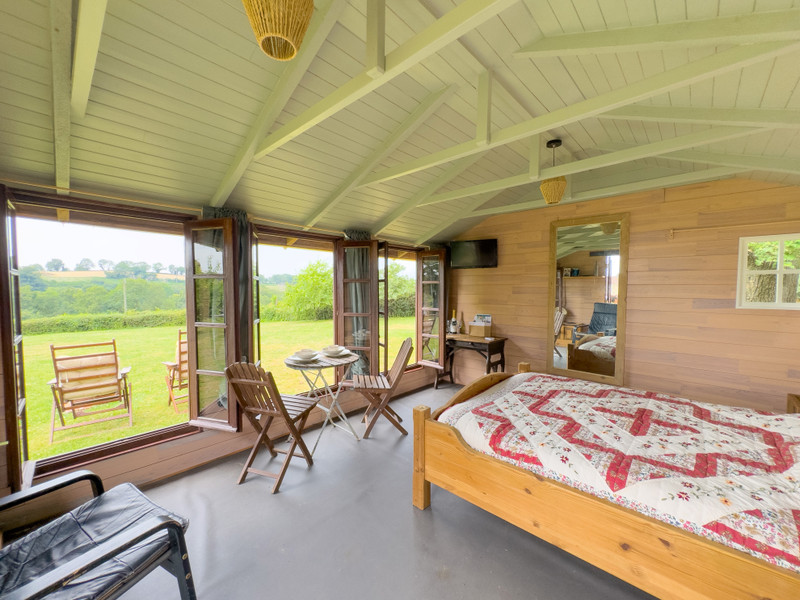 French property for sale in La Chapelle-aux-Lys, Vendée - €270,000 - photo 2