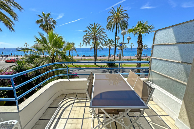 French property for sale in Nice, Alpes-Maritimes - €1,195,000 - photo 1
