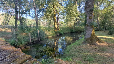 French property for sale in Gurat, Charente - €299,600 - photo 3