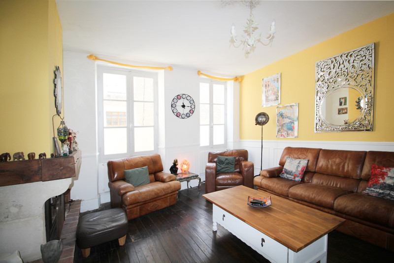 French property for sale in Civray, Vienne - €149,990 - photo 1