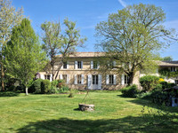 Maison à vendre à Saint-André-de-Cubzac, Gironde - 845.000 € - photo 1
