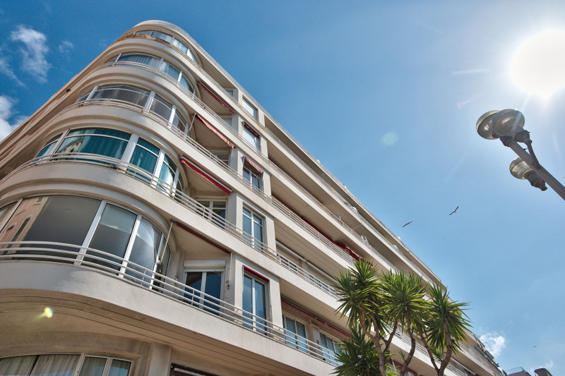 French property for sale in Nice, Alpes-Maritimes - €960,000 - photo 9