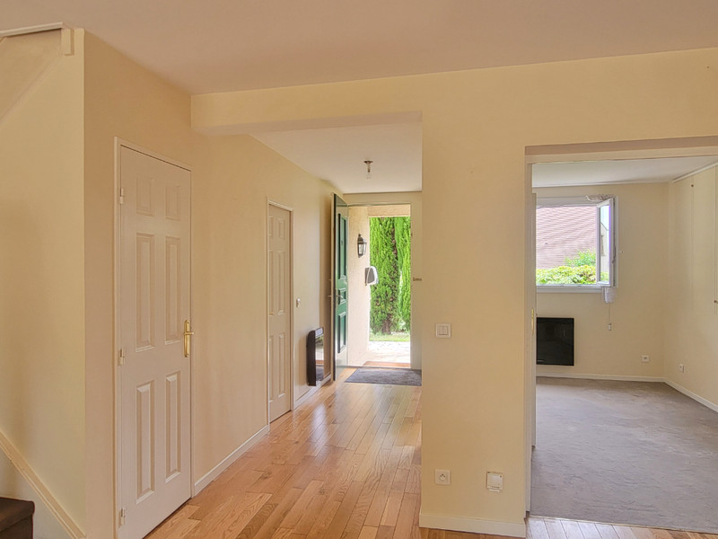 French property for sale in Chambourcy, Yvelines - €780,000 - photo 5
