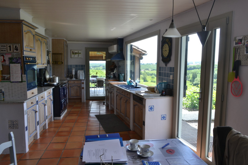 French property for sale in Beaugas, Lot-et-Garonne - &#8364;589,000 - photo 6