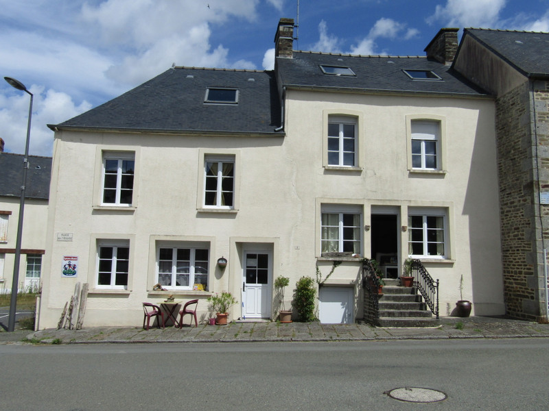 Maison à vendre à Madré, Mayenne - 155 000 € - photo 1