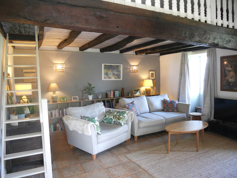 French property for sale in Nanteuil-Auriac-de-Bourzac, Dordogne - €175,000 - photo 2