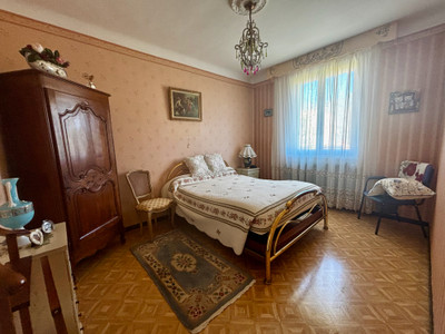 French property for sale in Saint-Ambroix, Gard - €370,000 - photo 9
