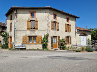 Maison à vendre à Saint-Yrieix-sous-Aixe, Haute-Vienne, Limousin, avec Leggett Immobilier