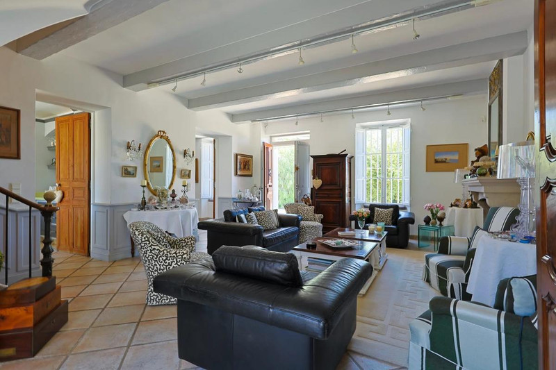 French property for sale in La Crau, Var - €1,830,000 - photo 9