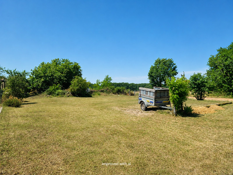 French property for sale in Exideuil-sur-Vienne, Charente - €134,000 - photo 2