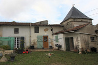 Maison à vendre à Contré, Charente-Maritime - 240 750 € - photo 9