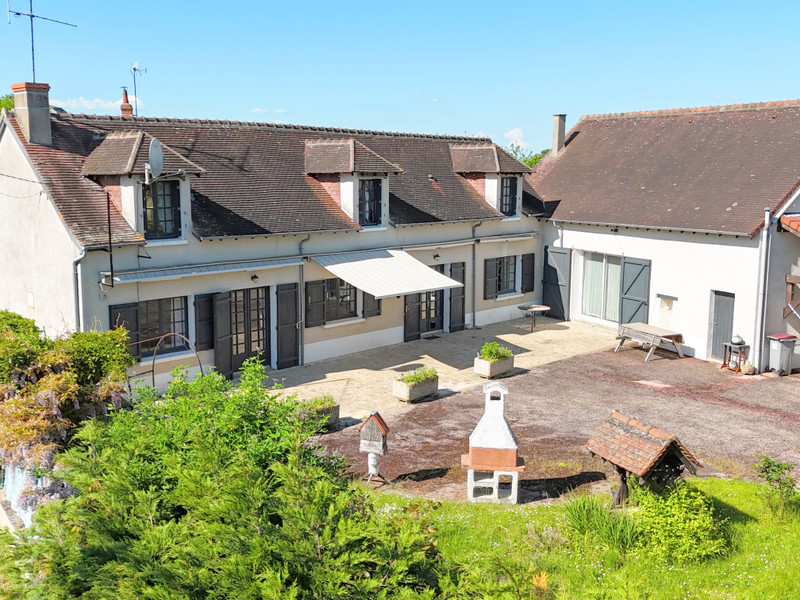 Maison à vendre à Feusines, Indre - 189.000 € - photo 1