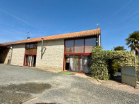 Propriété à vendre à Mirebeau, Vienne - 690 000 € - photo n°9