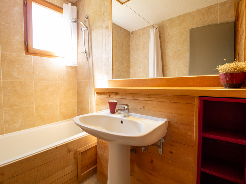 Ski property for sale in Saint Martin de Belleville - €340,000 - photo 10