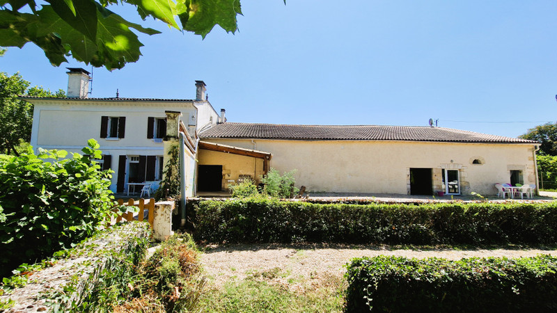 French property for sale in Ménesplet, Dordogne - €449,999 - photo 7