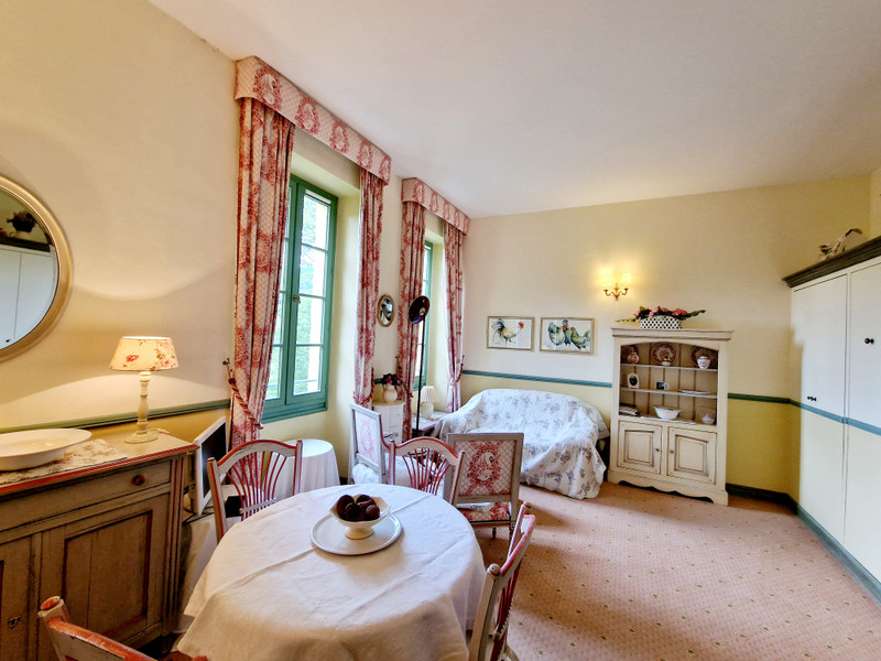 Appartement à vendre à Montbrun-les-Bains, Drôme - 73.000 € - photo 1