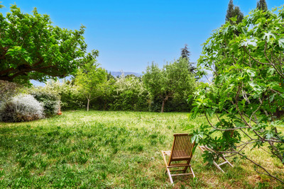 French property for sale in Apt, Vaucluse - €395,000 - photo 10