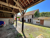 Maison à vendre à La Celle-Dunoise, Creuse - 130 800 € - photo 8