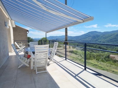 Maison à vendre à Saint-Vincent-d'Olargues, Hérault, Languedoc-Roussillon, avec Leggett Immobilier
