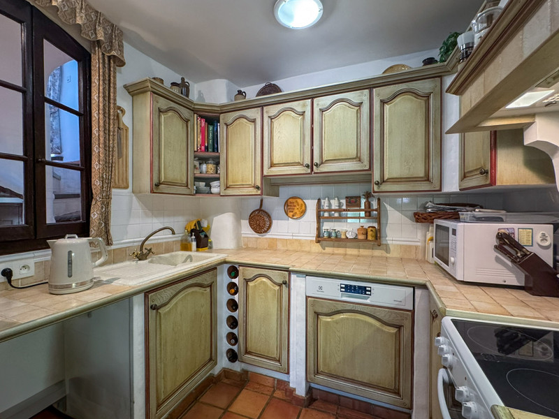 French property for sale in Vinsobres, Drôme - €399,000 - photo 11
