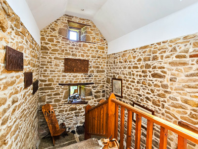 French property for sale in Saint-Servais, Côtes-d'Armor - €378,420 - photo 9