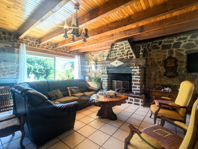French property for sale in Saint-Jory-de-Chalais, Dordogne - €150,000 - photo 2