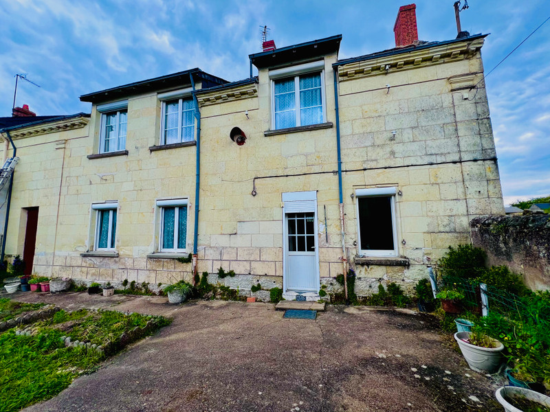 French property for sale in Beaumont-en-Véron, Indre-et-Loire - €228,800 - photo 2