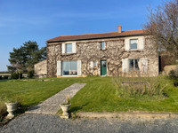 Maison à vendre à Faye-l'Abbesse, Deux-Sèvres - 267 500 € - photo 10