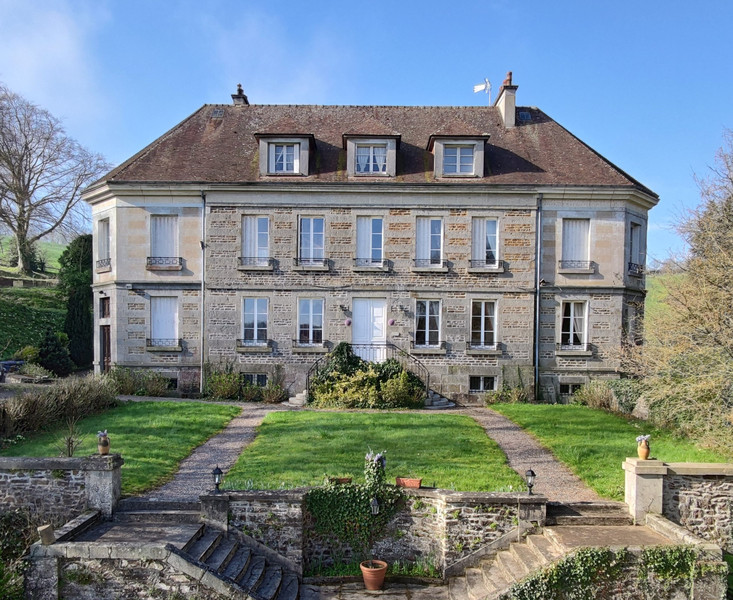 French property for sale in Saint-Pierre-du-Regard, Orne - €824,000 - photo 2