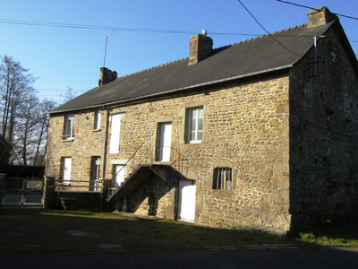 house for sale in Mayenne