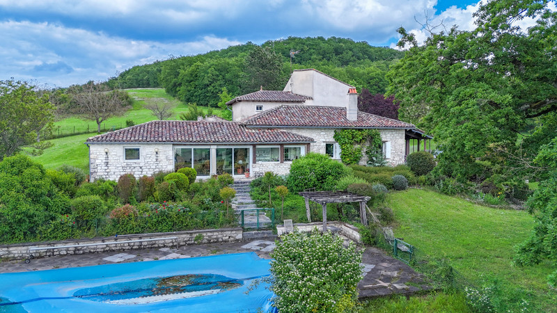 French property for sale in Montcuq-en-Quercy-Blanc, Lot - €424,000 - photo 8