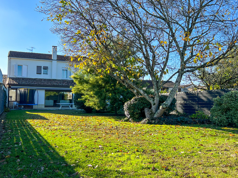 Maison à vendre à Bergerac, Dordogne - 357.000 € - photo 1