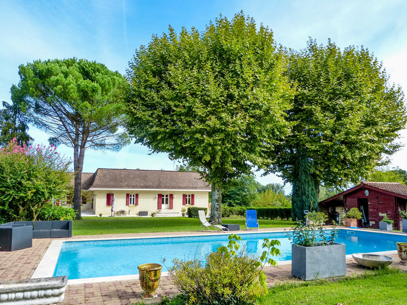 French property for sale in Port-Sainte-Foy-et-Ponchapt, Dordogne - &#8364;493,500 - photo 2