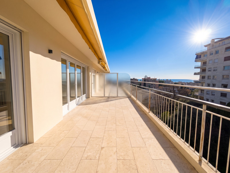 French property for sale in Nice, Alpes-Maritimes - €490,000 - photo 1