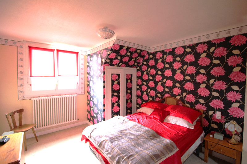 French property for sale in Saint-Aignan, Morbihan - €170,000 - photo 4