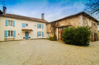 houses and homes for sale inChabanaisCharente Poitou_Charentes