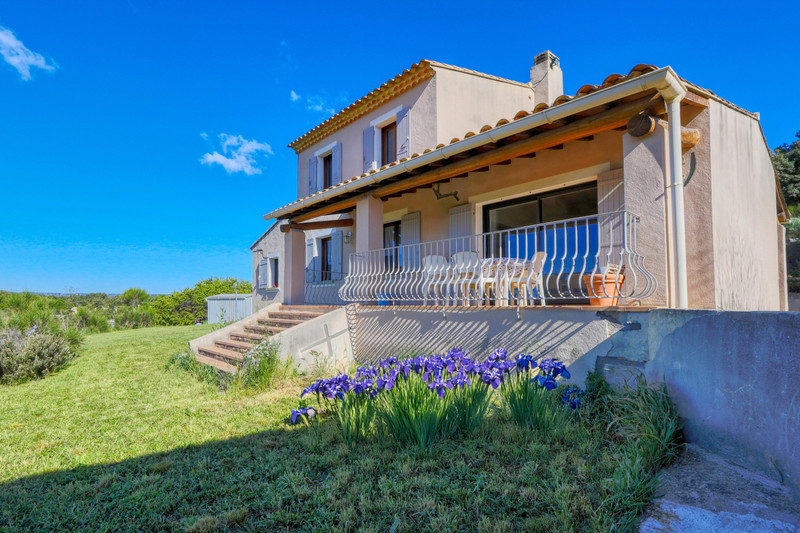Maison à vendre à Saint-Saturnin-lès-Apt, Vaucluse - 477.000 € - photo 1