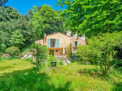 Maison à vendre à Colombières-sur-Orb, Hérault, Languedoc-Roussillon, avec Leggett Immobilier