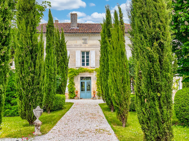 French property for sale in Archiac, Charente-Maritime - €990,000