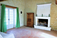 Propriété à vendre à Cherval, Dordogne - 130 000 € - photo n°5