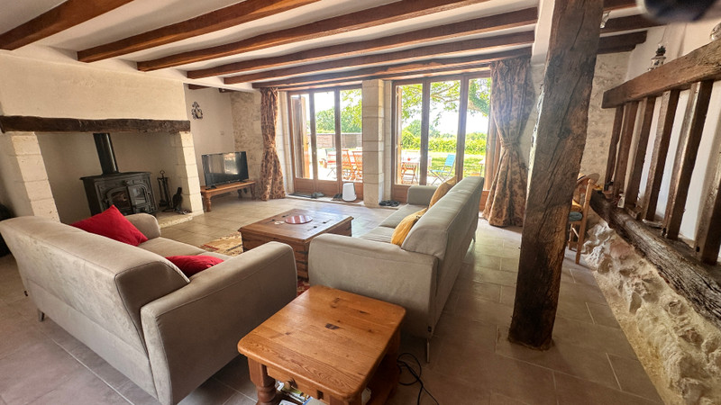 French property for sale in Douchapt, Dordogne - €283,550 - photo 3