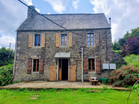 Maison à vendre à Plougras, Côtes-d'Armor - 82.500 € - photo 1