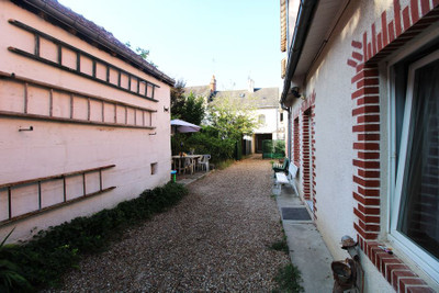 French property for sale in Blois, Loir-et-Cher - €450,000 - photo 4
