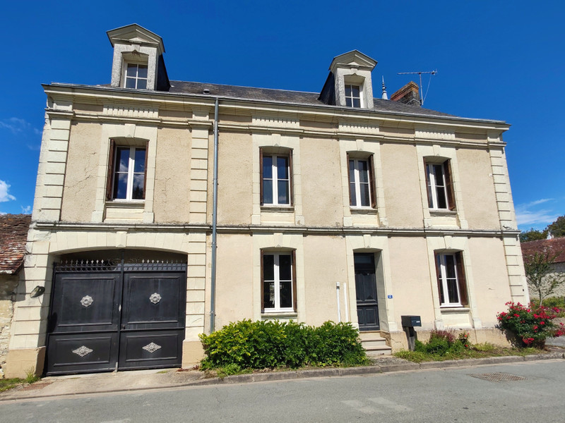 Propriété à vendre à Saint-Gervais-les-Trois-Clochers, Vienne - 199 000 €