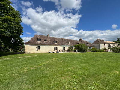 French property for sale in Boisse, Dordogne - €1,495,000 - photo 2